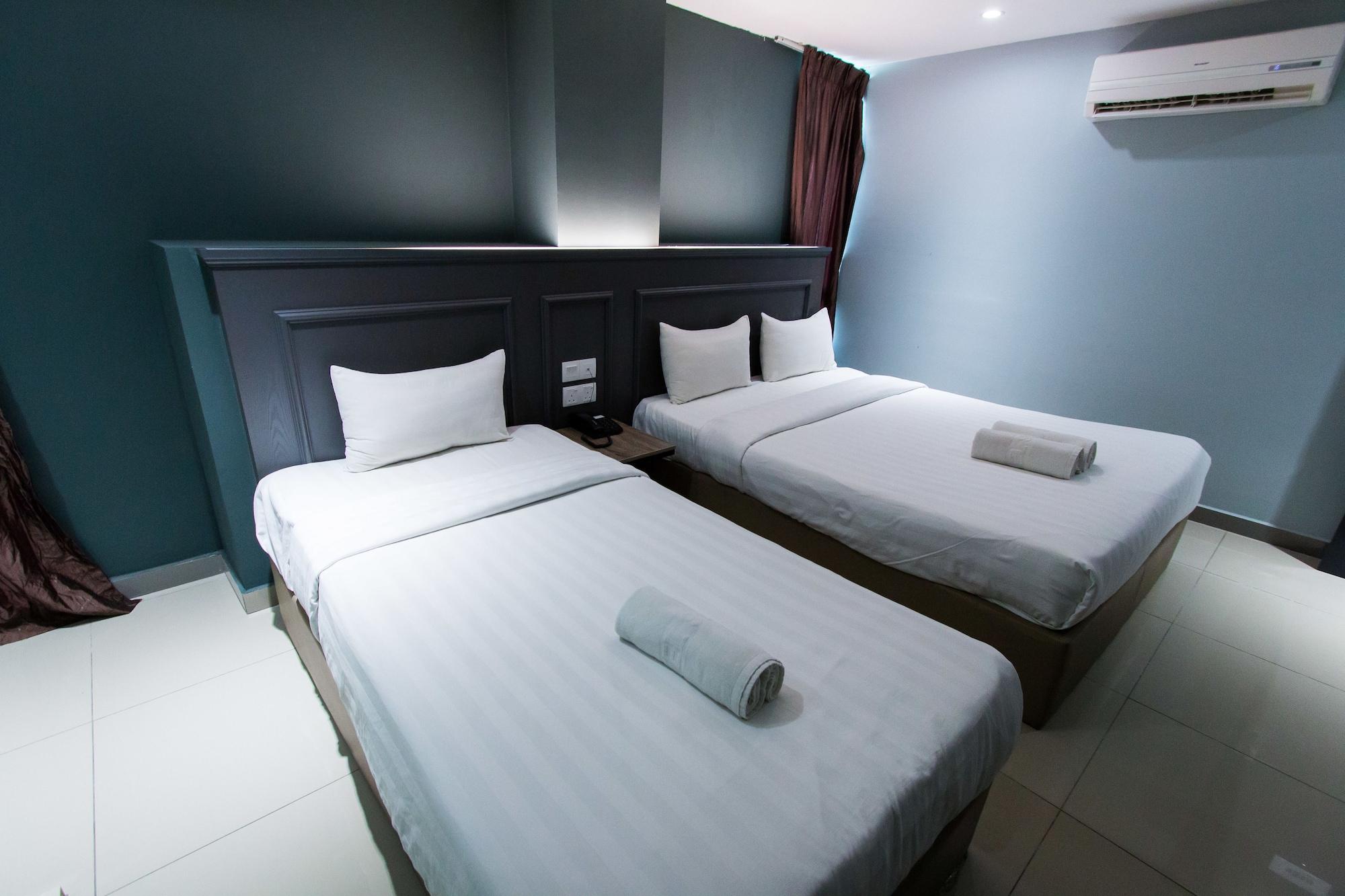 Hotel 99 Bandar Puteri Puchong Exterior photo